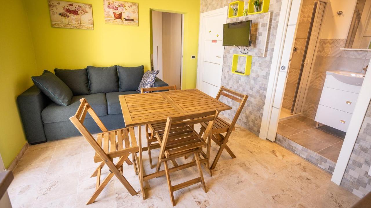 モノーポリ Green House Bed & Breakfast エクステリア 写真